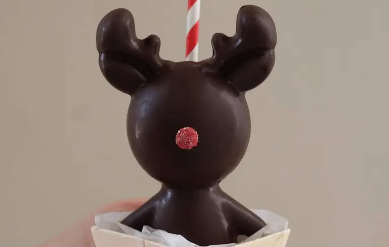 This Rowdy Reindeer Treat Will Put You in the Holiday Spirit