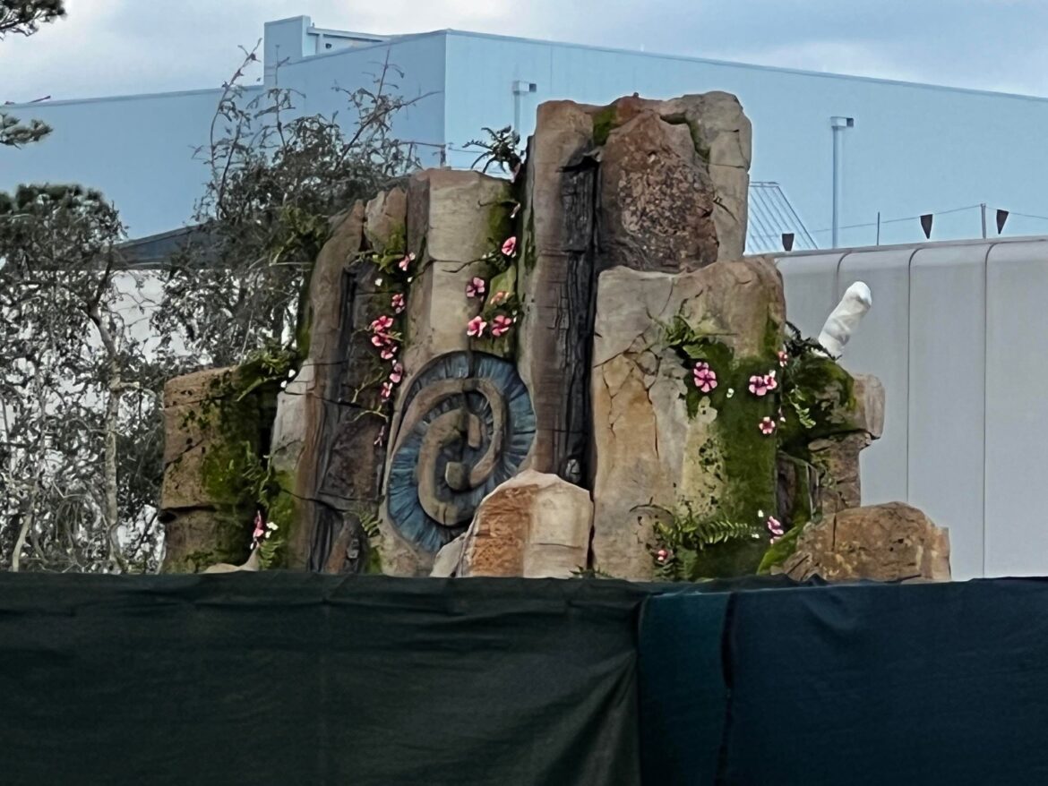 Te Fiti Statue Now Visible from inside Epcot for Moana Journey of Water Attraction