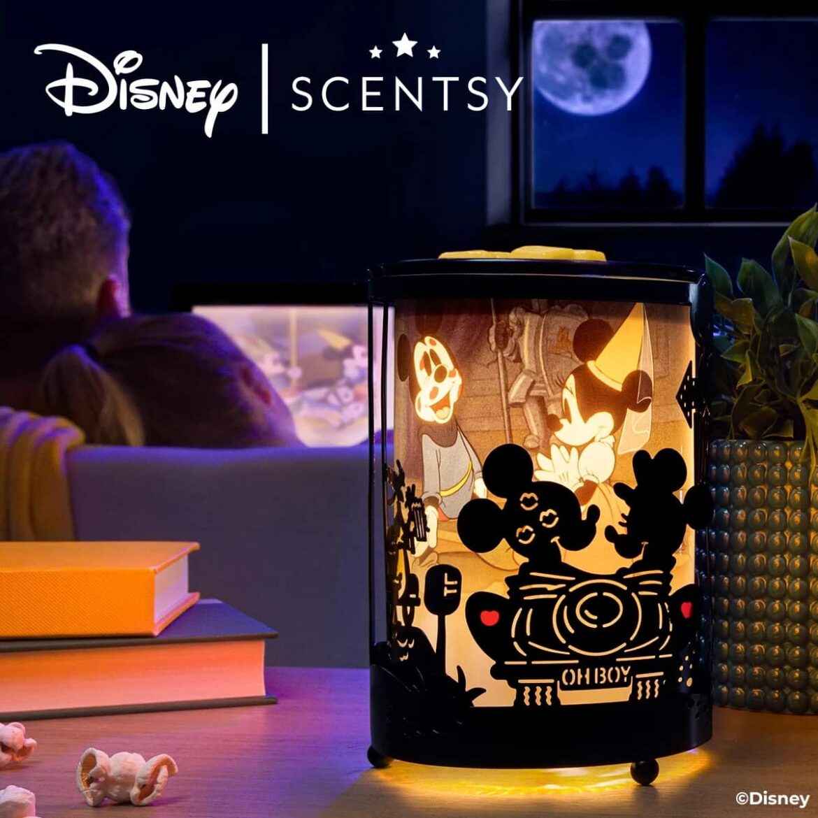 New Disney Drive-In Scentsy Warmer Now Available