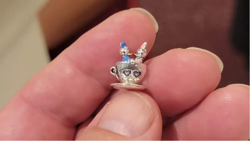 New Donald And Daisy Duck Teacup Pandora Charm For Valentine’s Day!