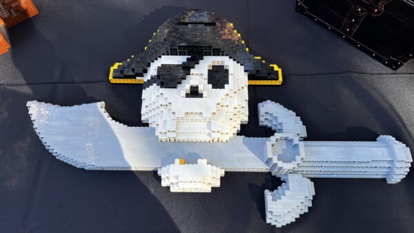 PirateFest LEGOLAND Skull