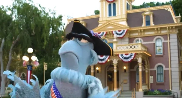 sam-eagle-celebrates-4th-of-july-in-disneyland