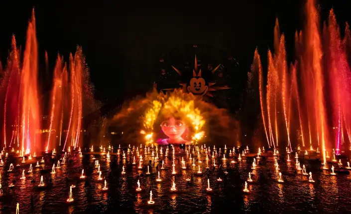 First Look at World of Color ONE