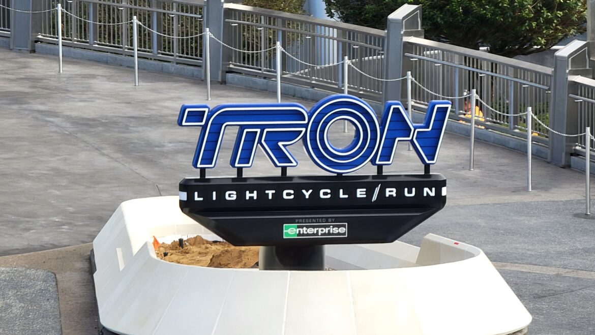 Preview Tron Lightcycle Run Cast Member Costumes