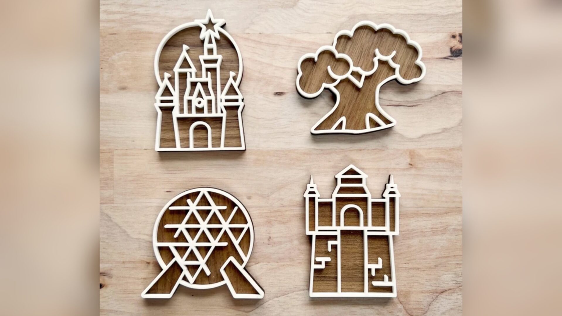 Disney Parks Magnets To Add Magic To Your Fridge!