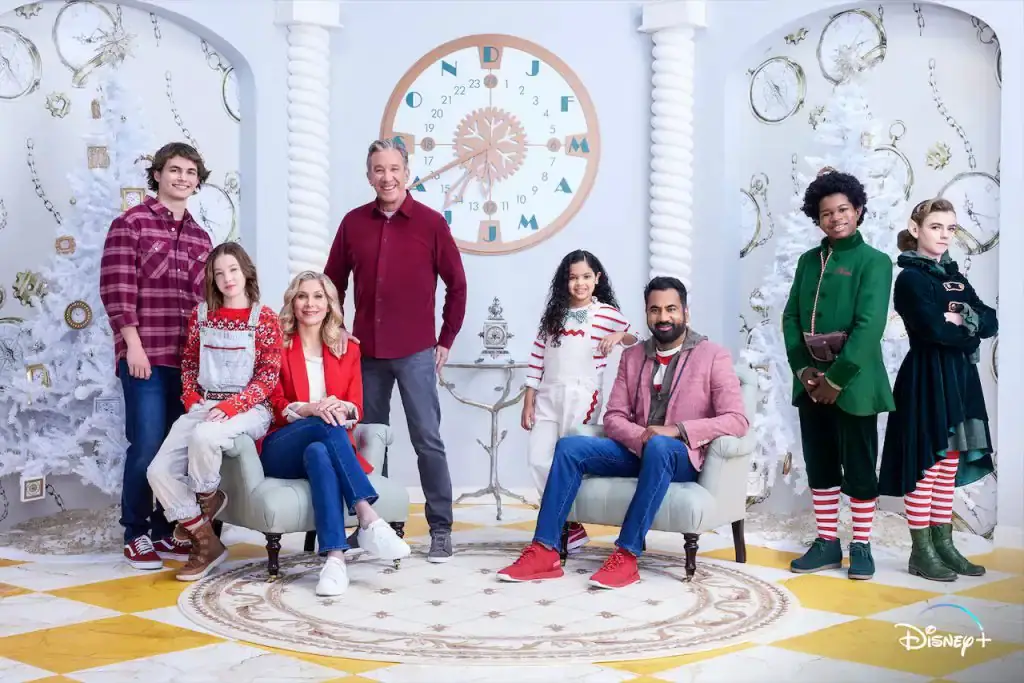 Eric Stonestreet joins cast of Santa Clauses