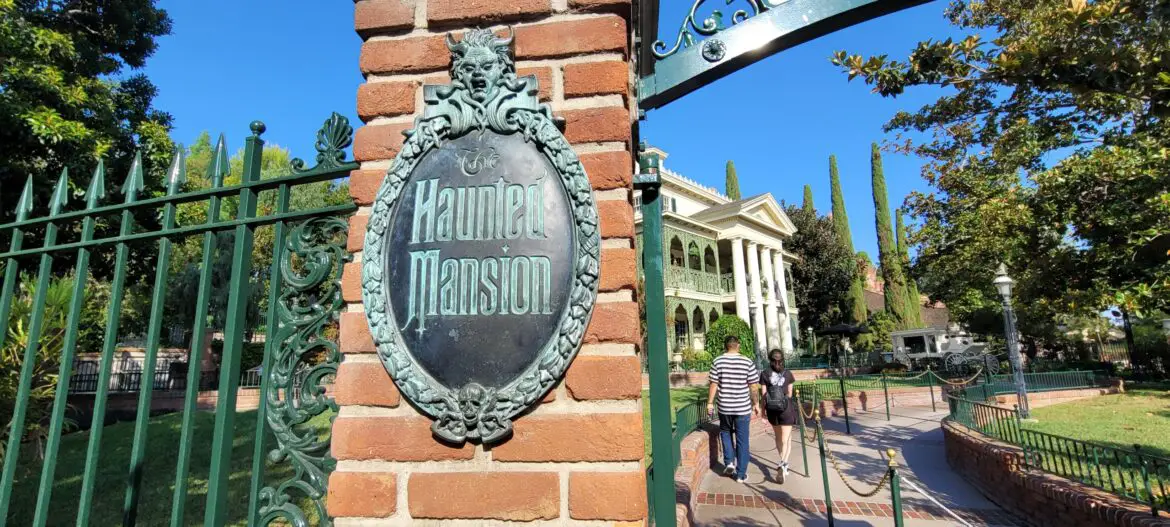 Haunted Mansion Finally Reopens after Holiday Overlay