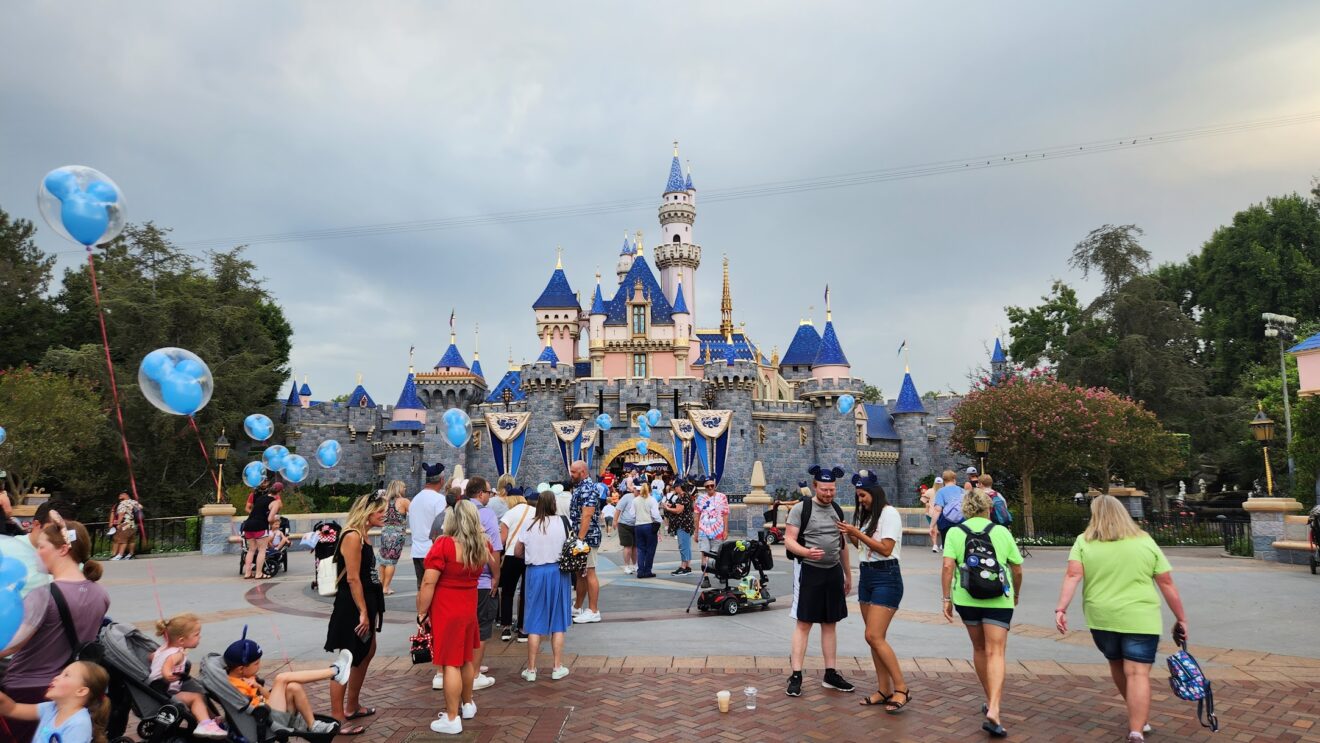 disney-world-disneyland-attendance-is-on-the-rise-as-capacity-is-cut