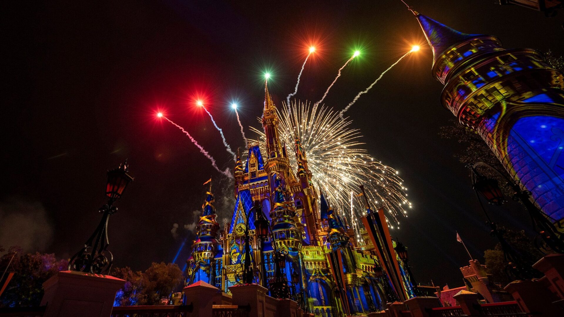 Disney Announces Cast Member Preview of  Happily Ever After