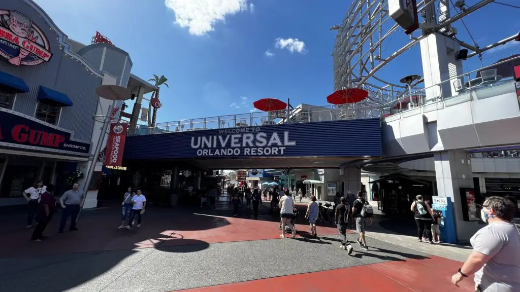 Universal-Orlando-Sign
