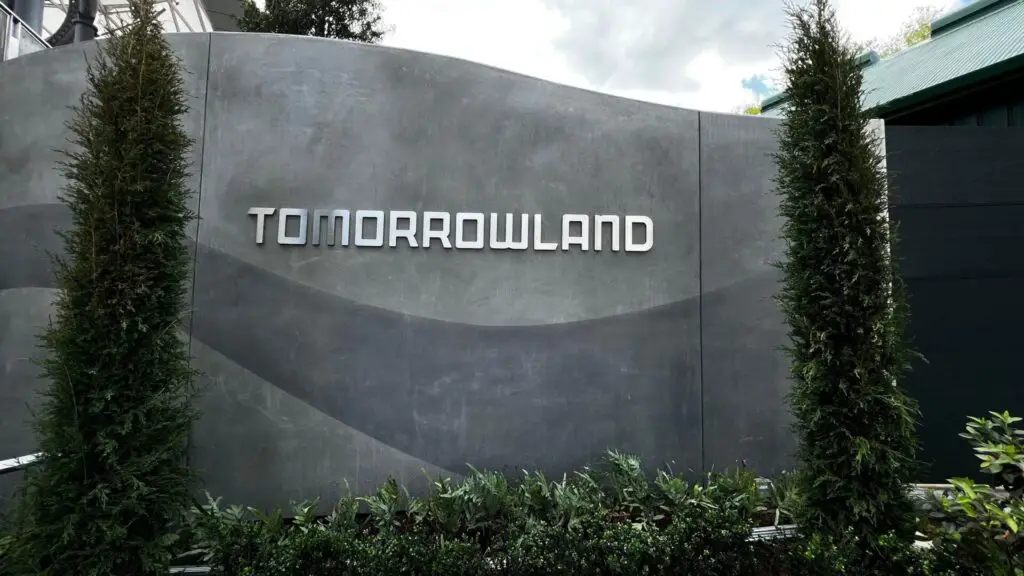 Tomorrowland Directional Sign Installed for Tron Lightcycle Run