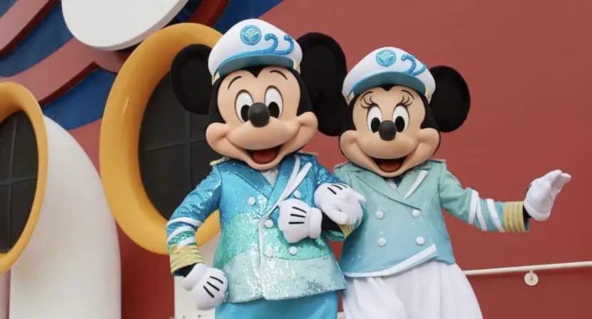 FIRST LOOK at Disney Cruise Line 25th Anniversary Mickey & Minnie Outfits