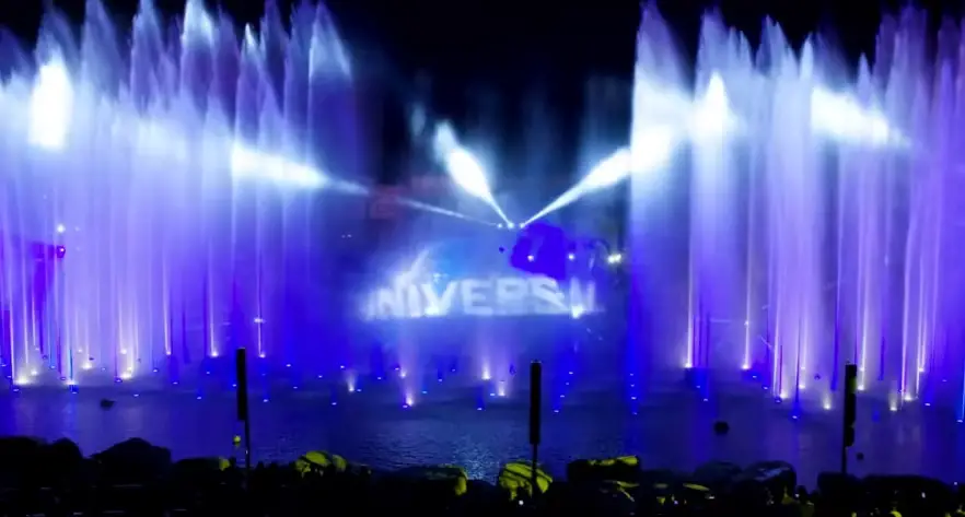 Universal-Orlandos-Cinematic-Celebration-nighttime-spectacular-1
