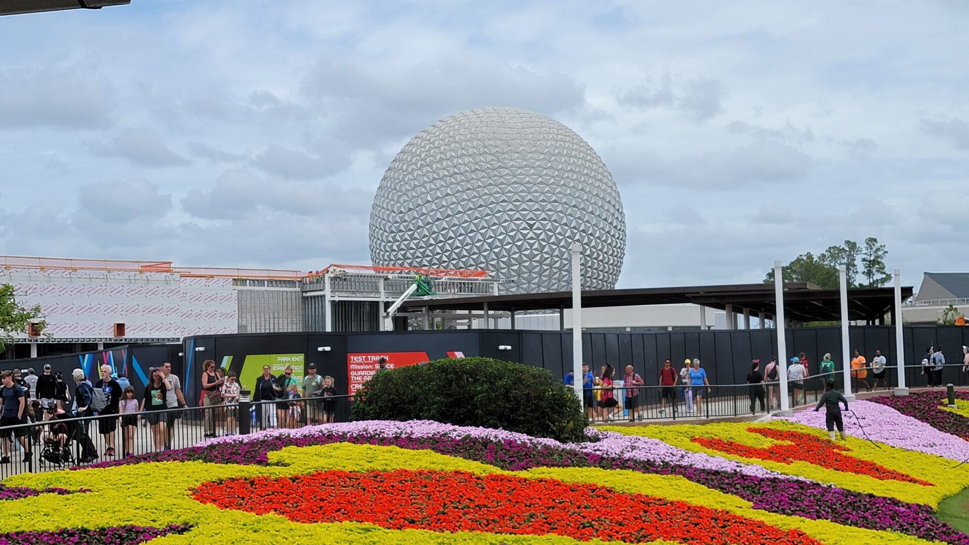 Closer Look at the CommuniCore Hall Construction in EPCOT