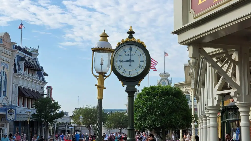 Main Street USA Clock Returns to the Magic Kingdom