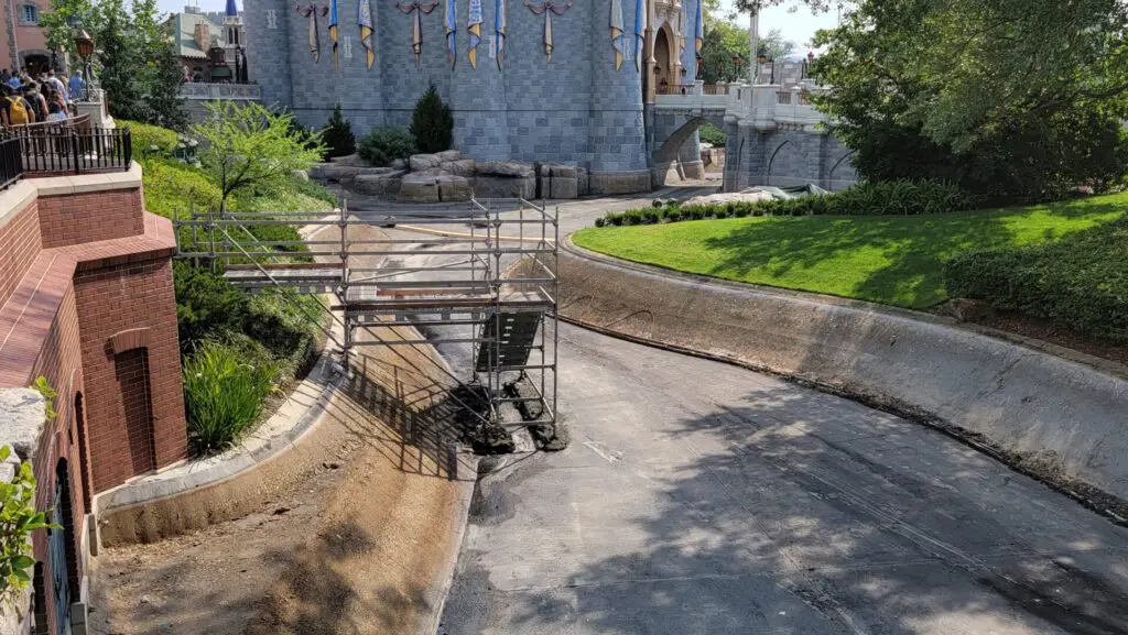 Crews Start Removing the Bunting from Cinderella Castle in the Magic Kingdom