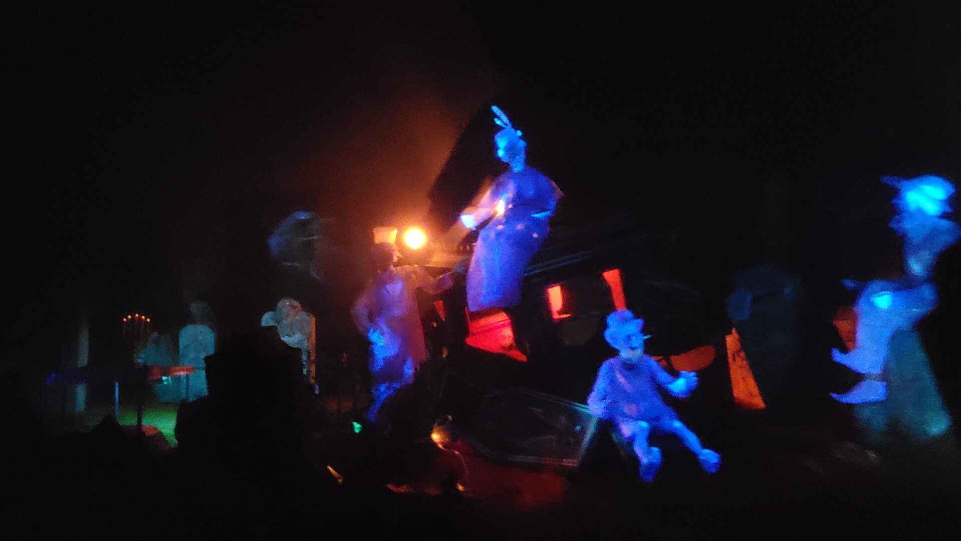 New Lighting Effects Now on the Haunted Mansion | Chip and Company