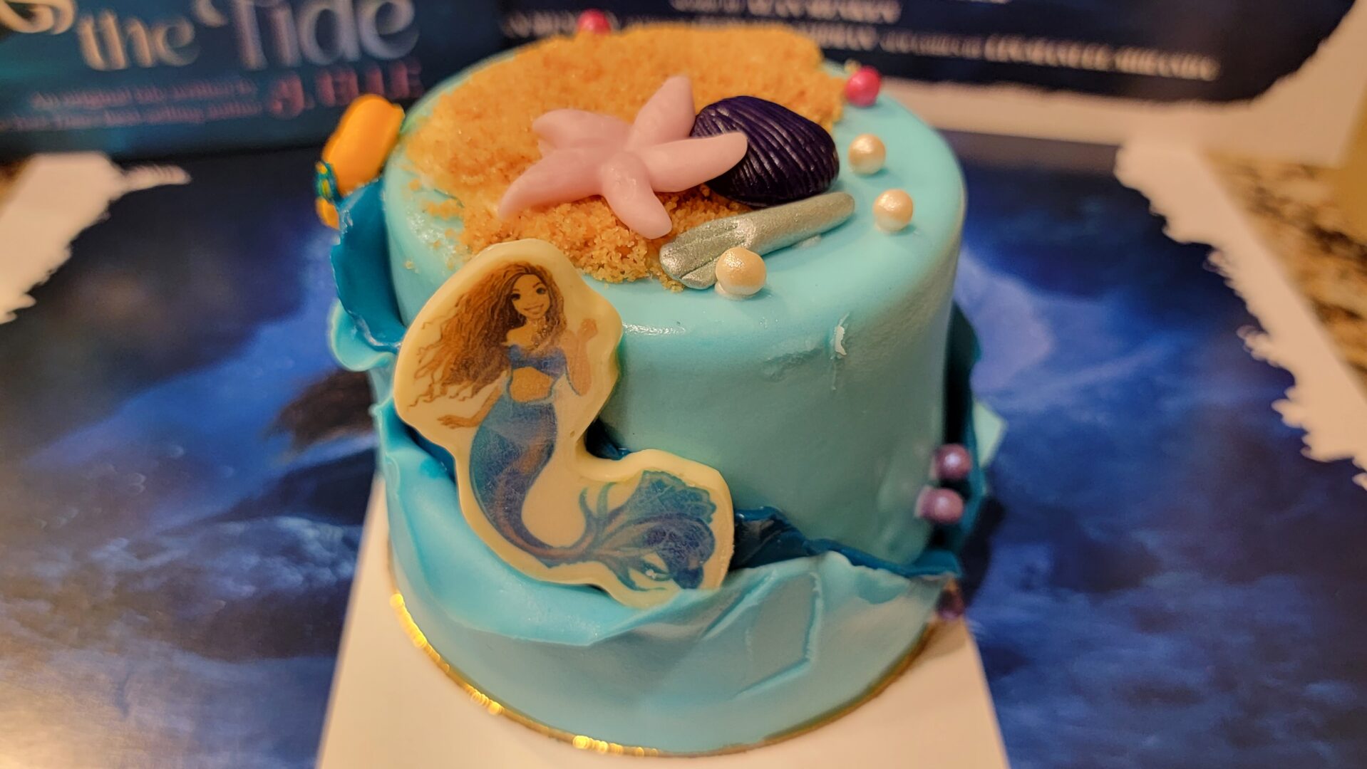 Little Mermaid Cake Petite Cake Wows Guests at Disney Springs