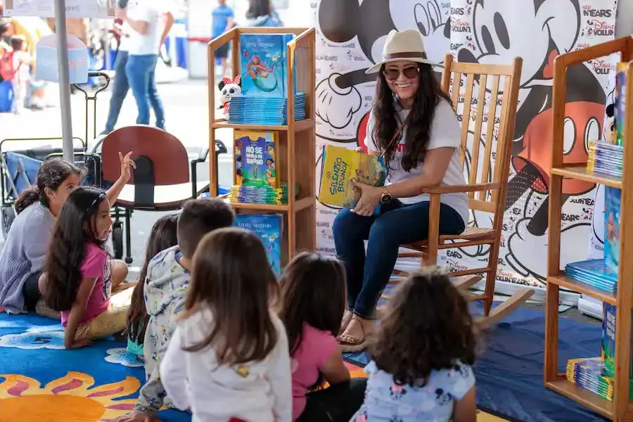 Disney VoluntEARS Bring the Magic of Reading to the Anaheim Community 