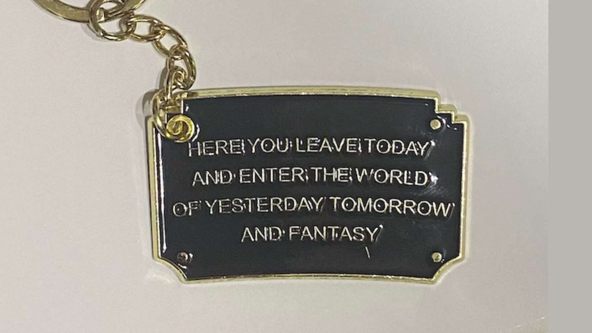 Disneyland Entrance Keychain To Bring The Magic With You Everywhere You Go!