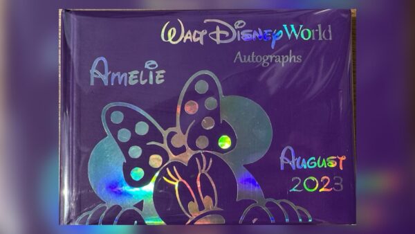 Magical Custom Disney Autograph Book For Your Next Vacation!