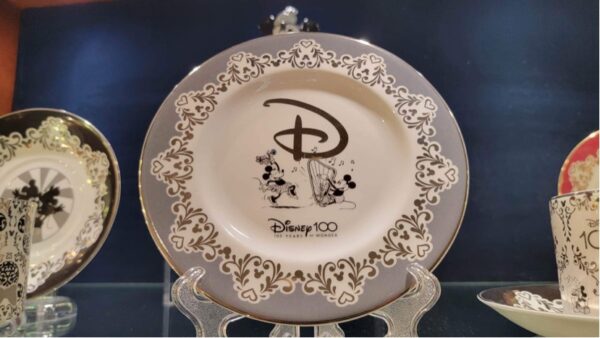 Disney100 Plates
