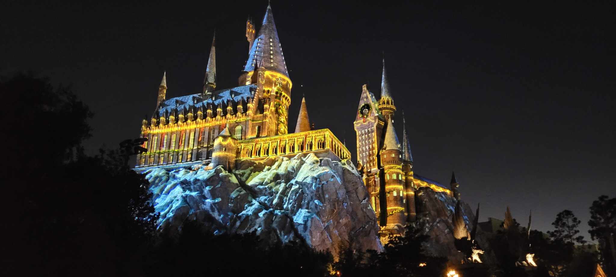Hogwarts Castle Nighttime Lights Closed for Extended Refurbishment