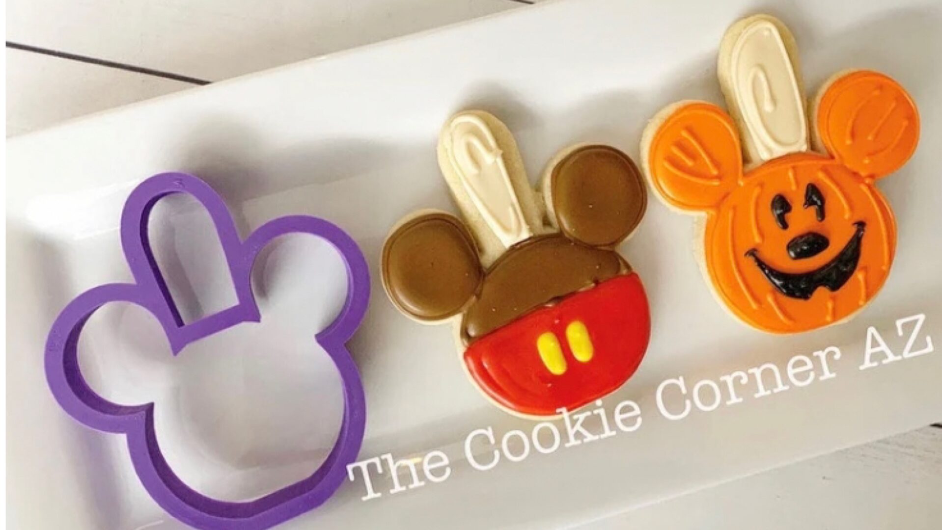 Have Fun Baking With This Mickey Apple Cookie Cutter!