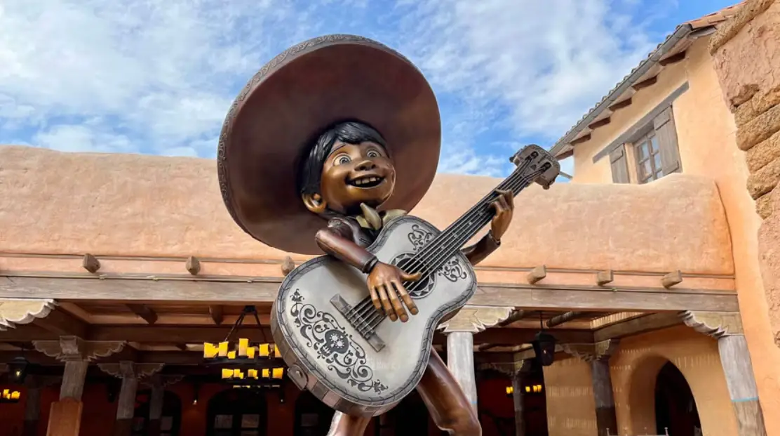 Opening Date Announced for New Coco Restaurant in Disneyland Paris