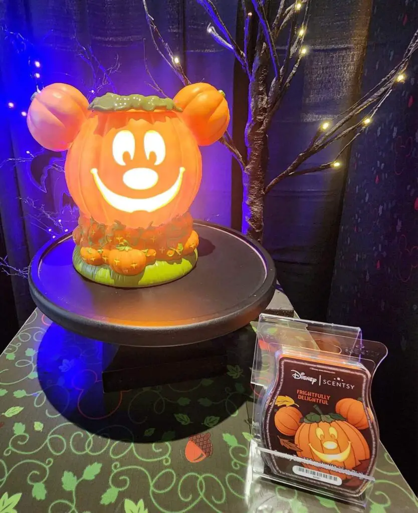 New! Disney Mickey Mouse Pumpkin Scentsy Bar & Warmer | Chip and Company