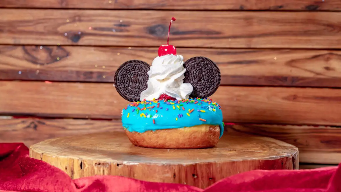 Disneyland Resort Celebrates its 68th Anniversary with Special Treat & Character Cavalcade