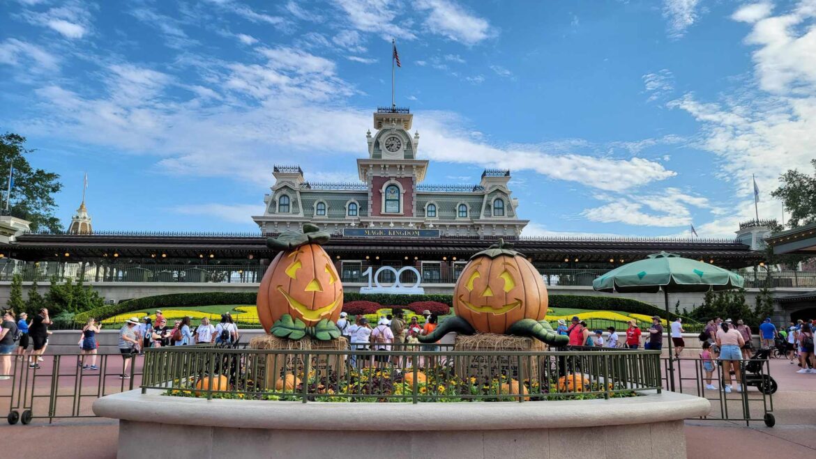 Halloween Decorations have arrived at the Magic Kingdom for 2023!