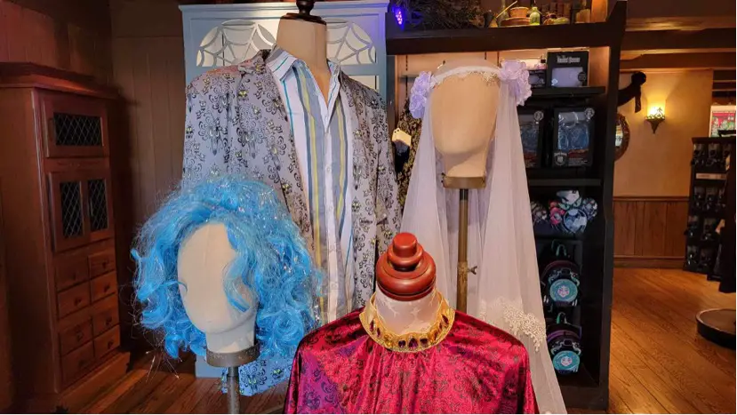 New Haunted Mansion Costume Items Available In Momento Mori!