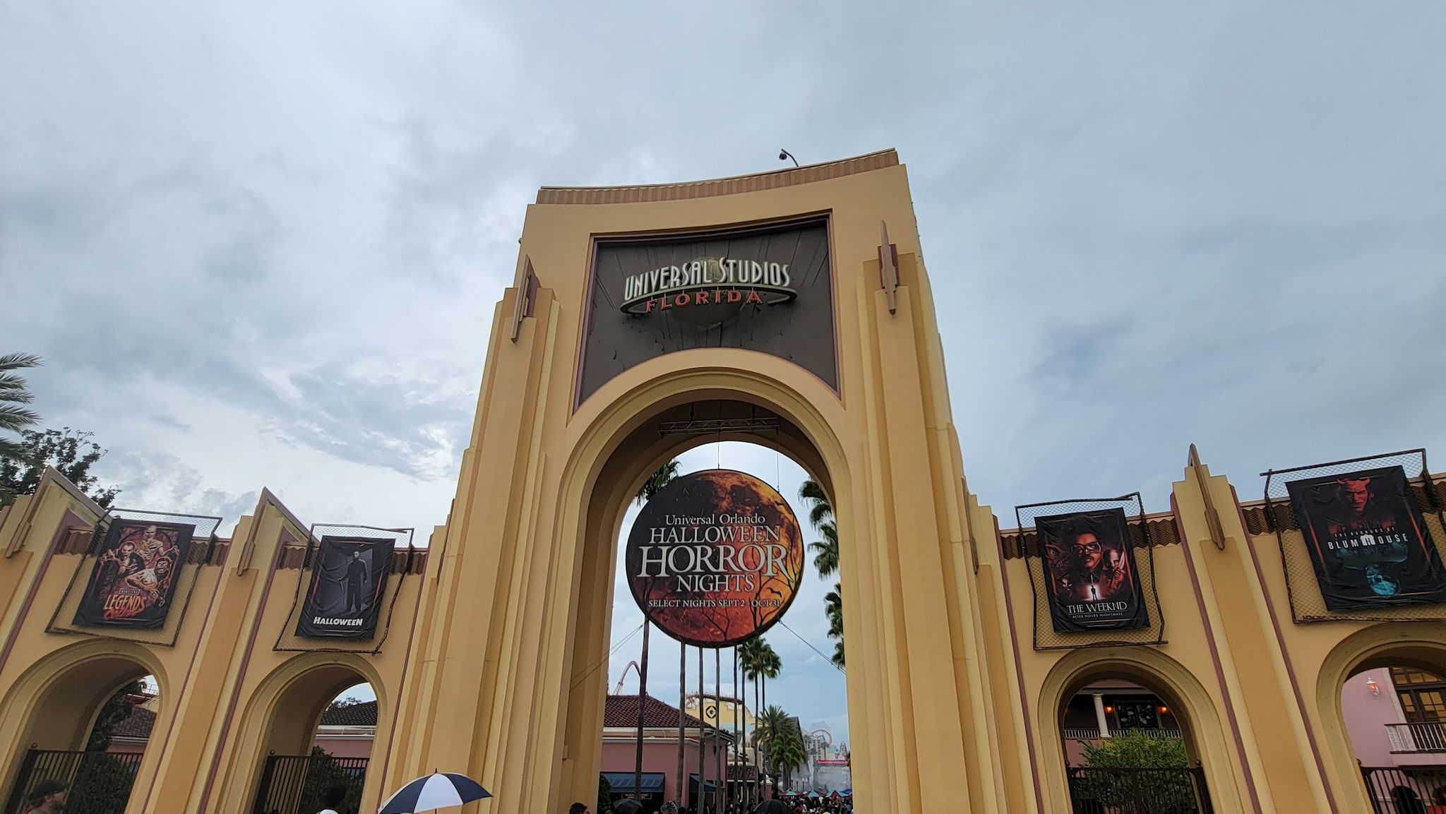 Stranger Things House Coming to Halloween Horror Nights, New Haunted ...