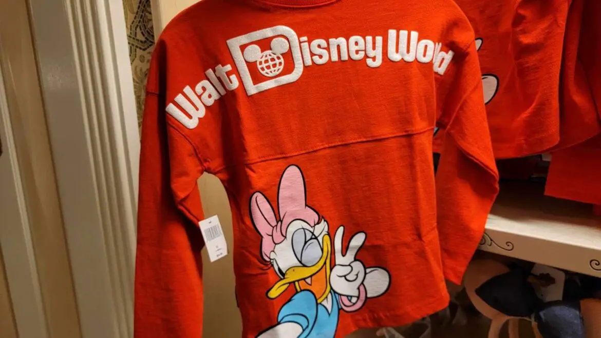 Adorable Minnie And Daisy Spirit Jersey Spotted At Magic Kingdom!