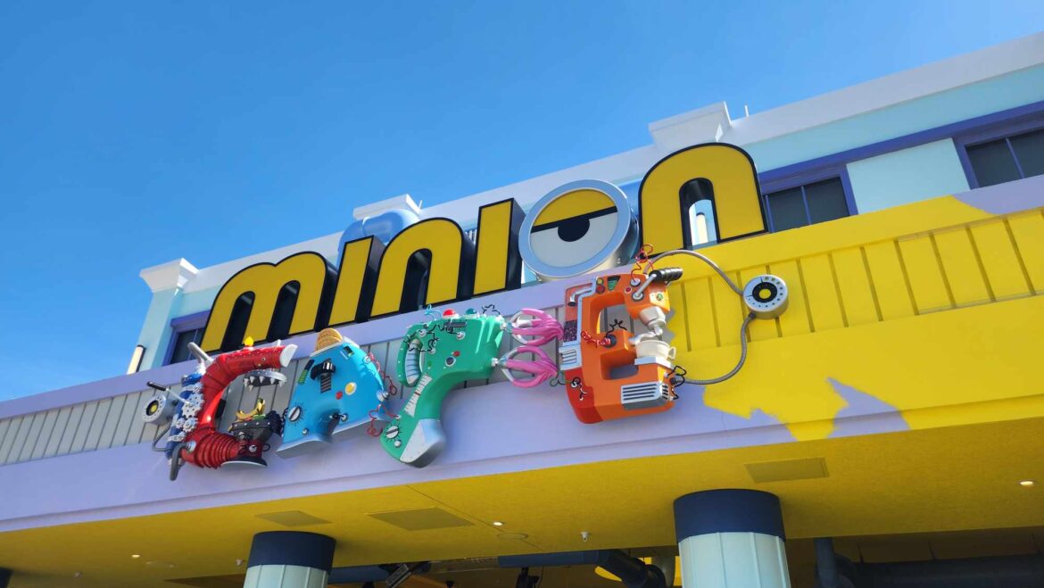 Inside Look at The All-New Minion Cafe Menu at Universal Studios Florida