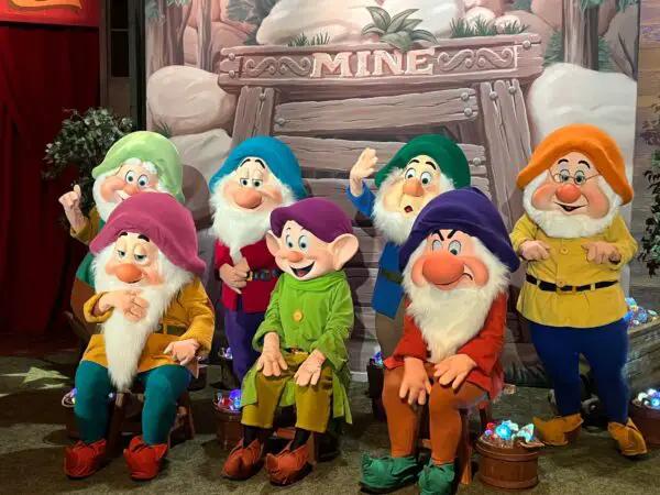 We Finally got to see The Seven Dwarfs at Mickey's Not So Scary ...