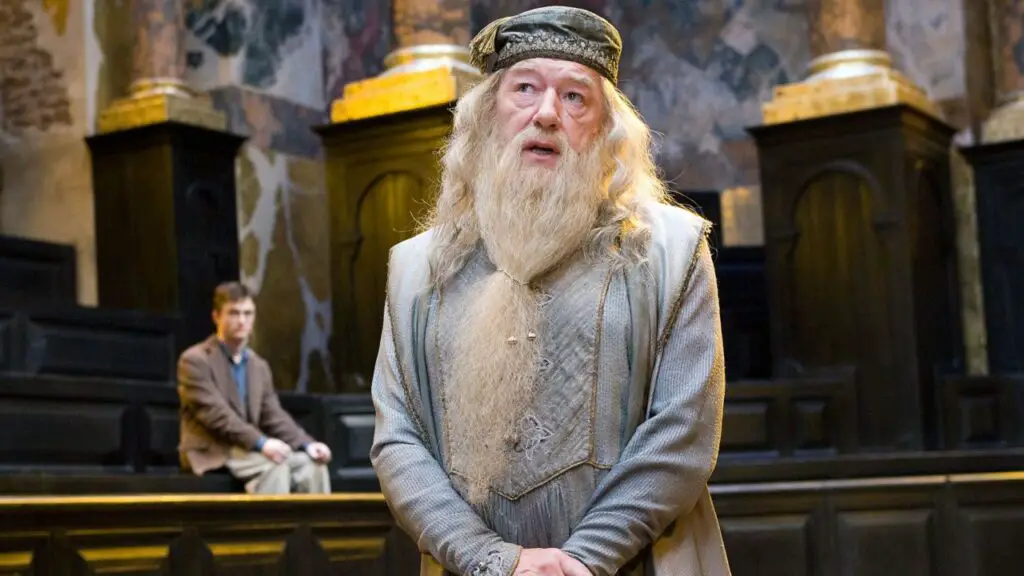 Sir-Michael-Gambon-Actor-who-played-Dumbledore-in-Harry-Potter-Passes-Away-Peacefully