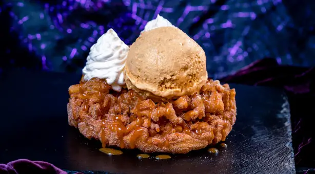 Dig into these Pumpkin Spice Treats at Disneyland for Fall 2023