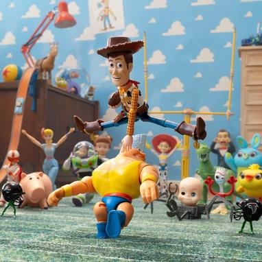 NFL, Disney Plan 'Toy Story' Animated Real-Time Game Telecast – The  Hollywood Reporter