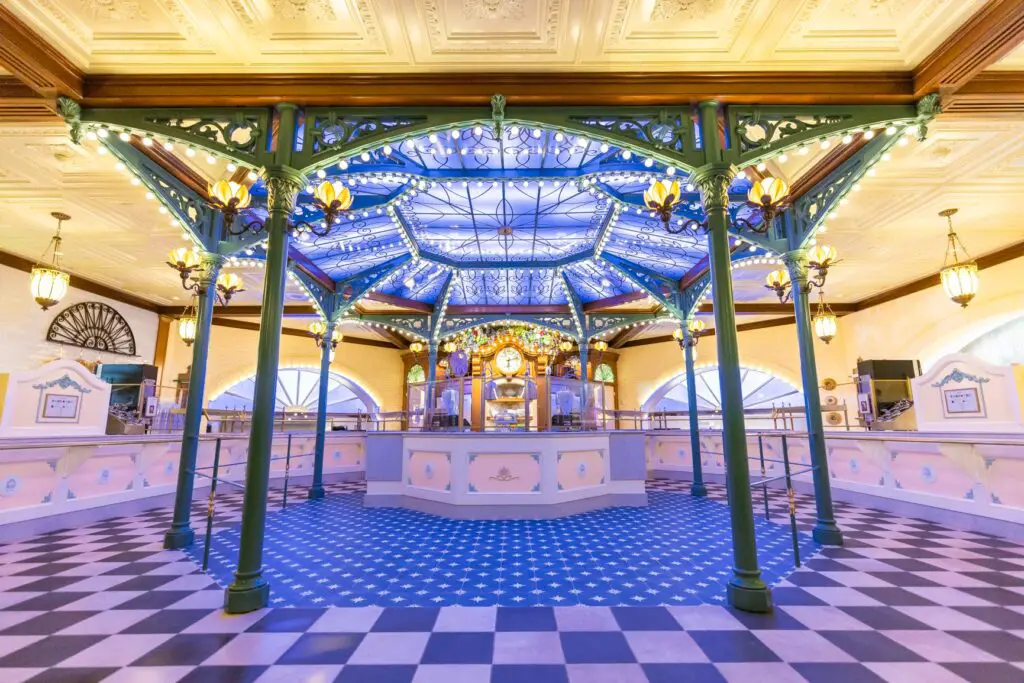 Tiana’s Palace at Disneyland Park - Interior