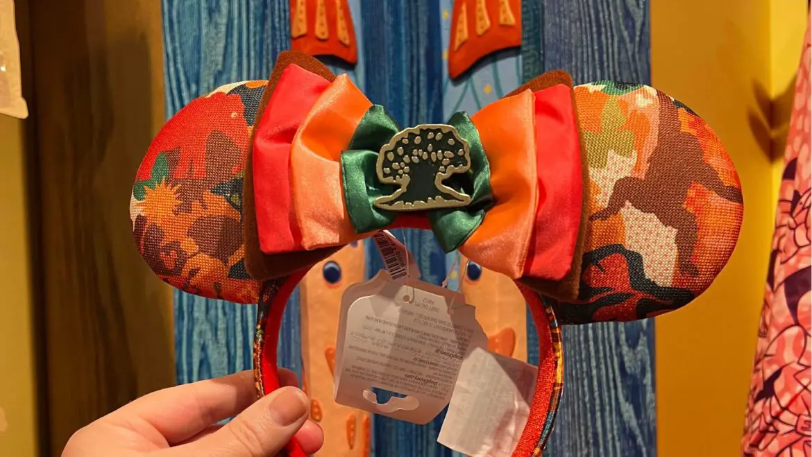 New Animal Kingdom Minnie Ears Spotted At Walt Disney World!