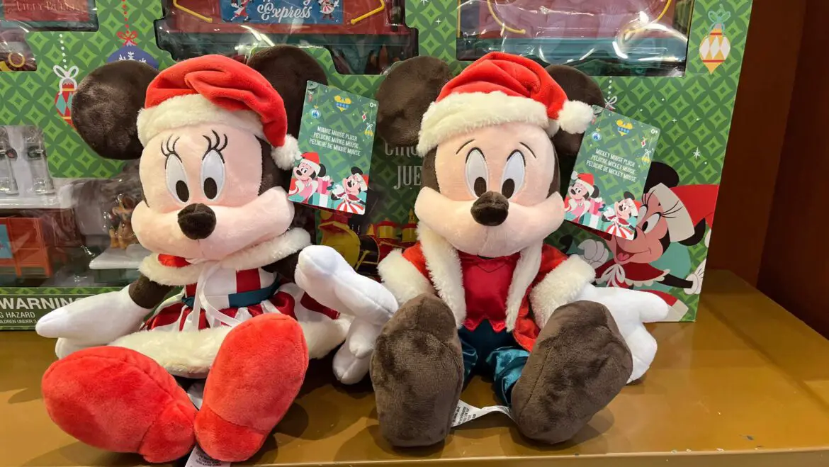 Adorable Mickey And Minnie Holiday Plush Spotted At Hollywood Studios!
