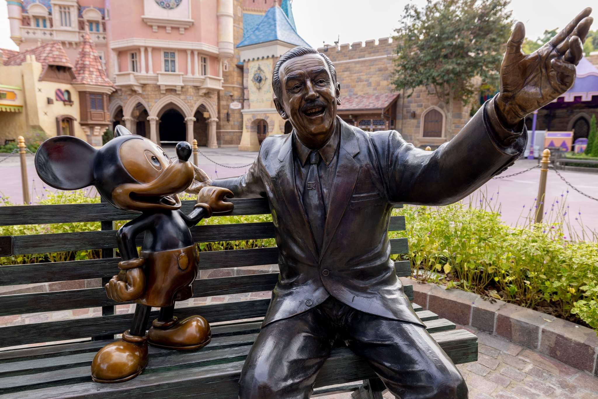 Walt Disney And Mickey Statue In Disneyland Paint By Numbers (Copy
