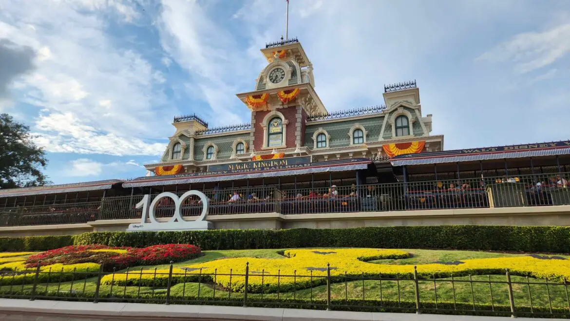 Disney World Extends Theme Park Hours at Magic Kingdom and Animal Kingdom in Late October 2023