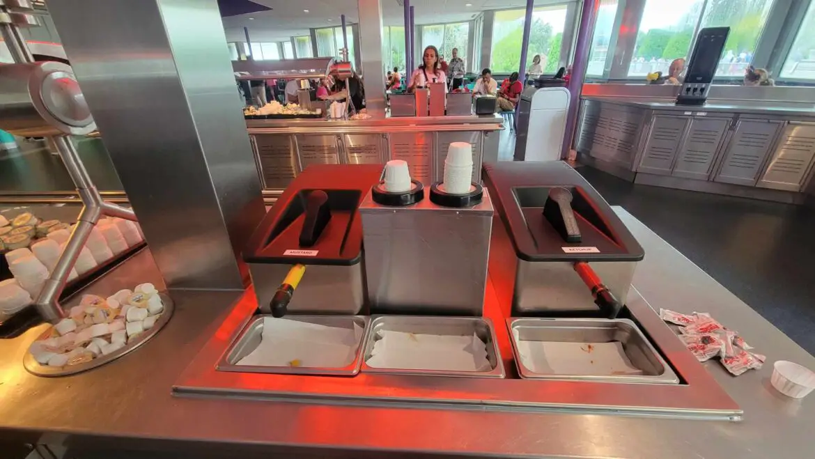 Condiment Pumps Return to Cosmic Ray’s Starlight Cafe