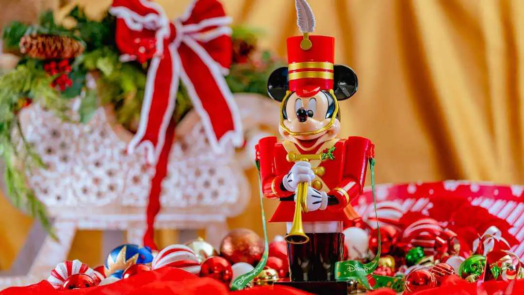 Sneak Peek at Holiday Offerings coming to Disneyland