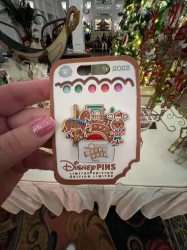Disney holiday pin