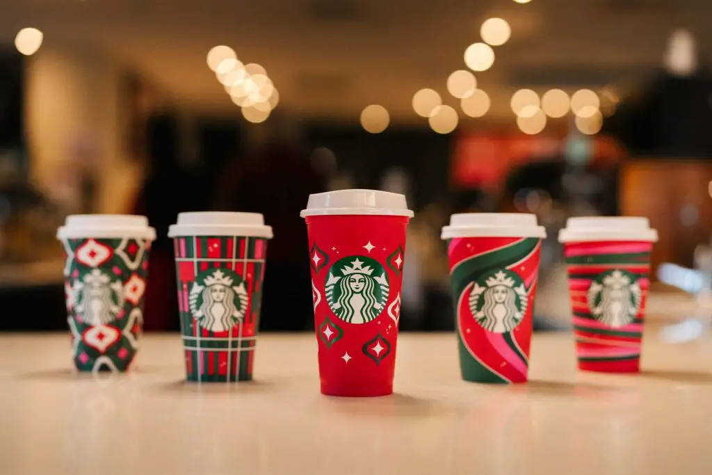 Starbucks-Reusable-Red-Cup-Returns-TODAY