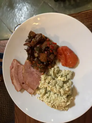 grinch-breakfast-green-eggs-and-ham